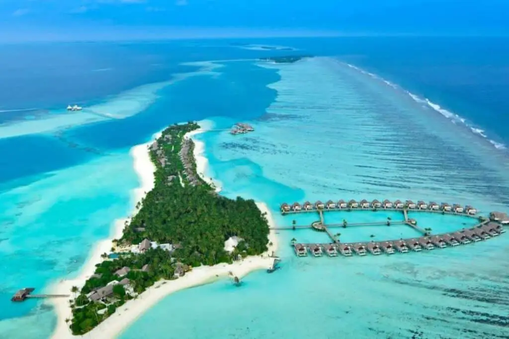Best Surf Resorts Maldives 5 Places to Heal Your Soul