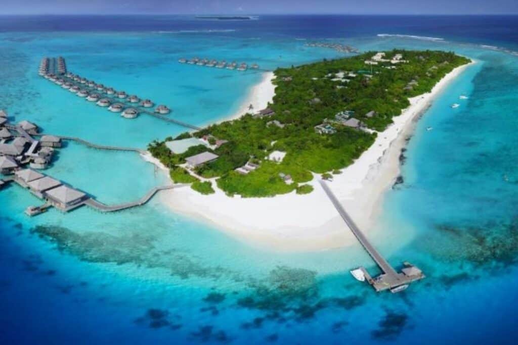 @booking.com Six Senses Laamu