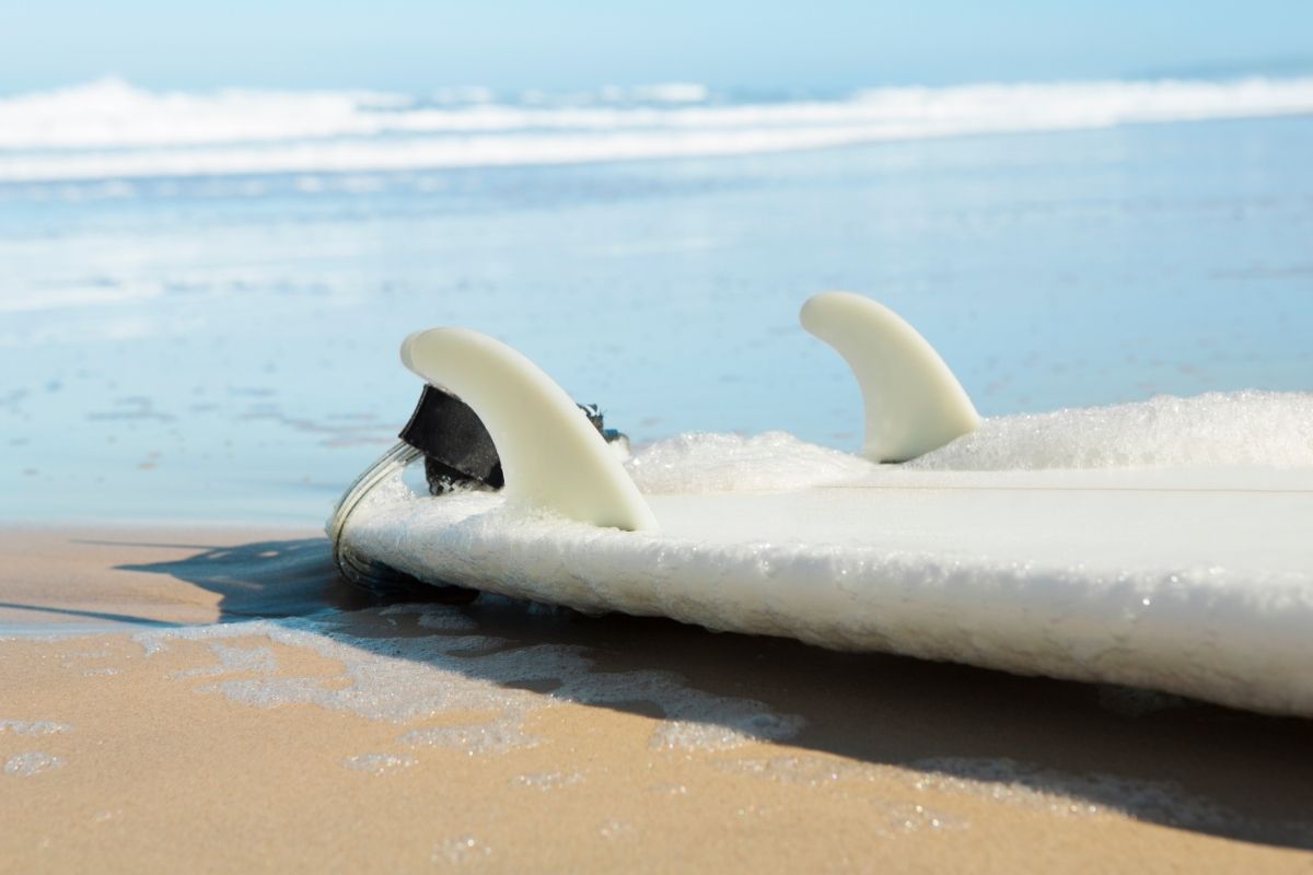 Why Surf A Twin Fin Surf Board? 