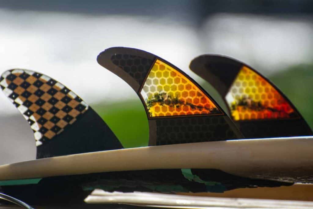 help you install your surfboard fins