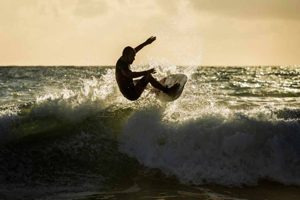 performance Gerry Lopez vs Wavestorm