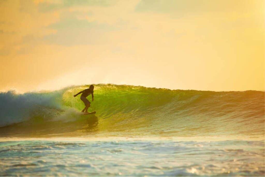 surfing Tokyo 2020