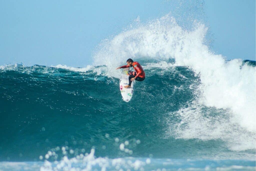 Fiji surf guide