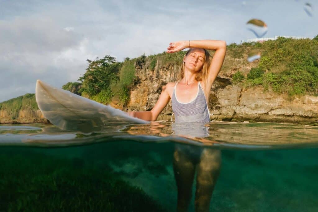 surfing contact lenses problems